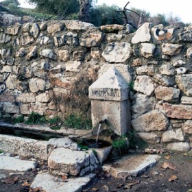 Fuente Moral; Fechas: Construcción 1841; Restauración 2005