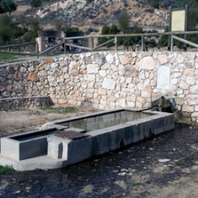 Fuente Valdegredero; Fechas: Construcción desconocida; Restauración 2000